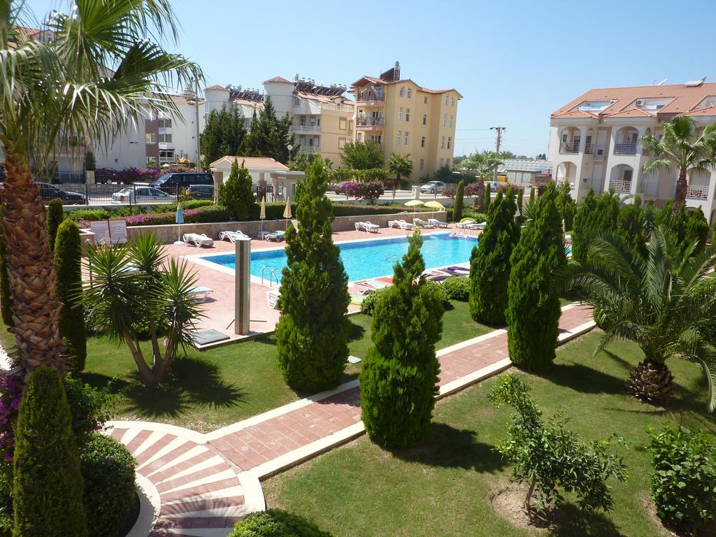 Arcadia Apartment Side